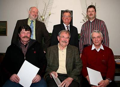 Wilfried Kahle, Wilhelm Heidemann und Stefan Porscha ehrten

Heinrich Baldrich, Hans-Jrgen Husen und Helmut Wiebking fr 25 Jahre Mitgliedschaft 
